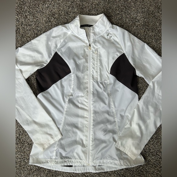 Under Armour women’s all season lightweight windbreaker running jacket medium - Picture 2 of 8